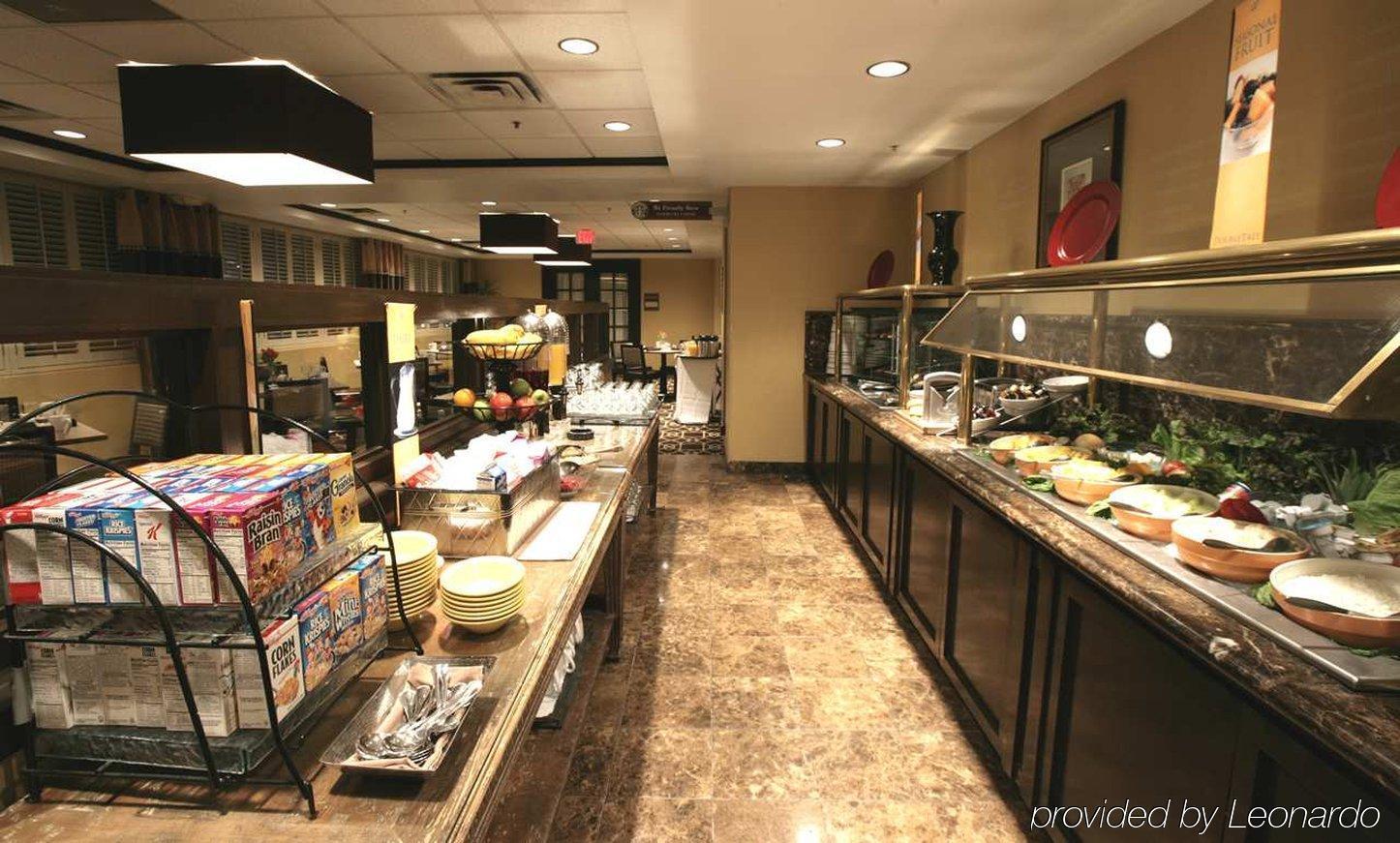 Doubletree By Hilton Dallas Market Center Restaurang bild
