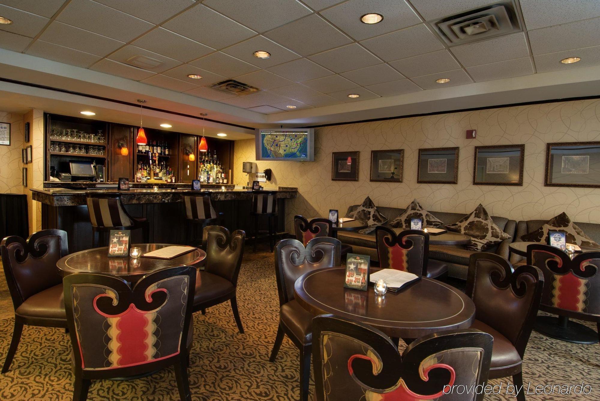 Doubletree By Hilton Dallas Market Center Restaurang bild